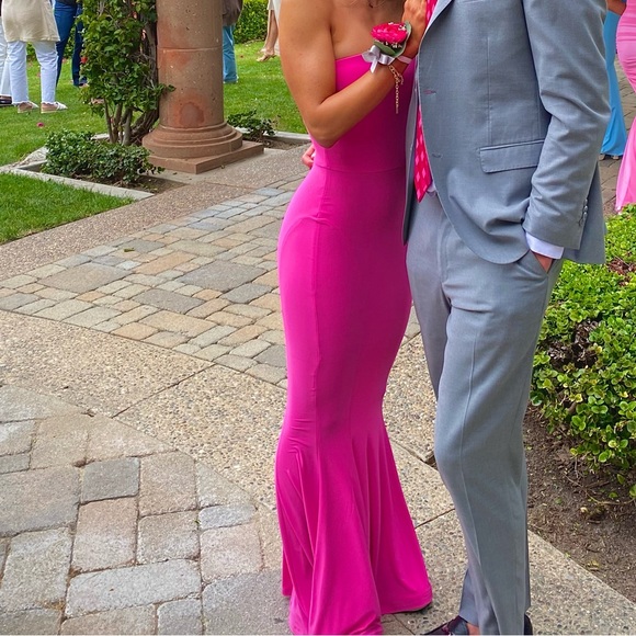 Orchid Pink Norma Kamali strapless fishtale gown - Picture 4 of 8